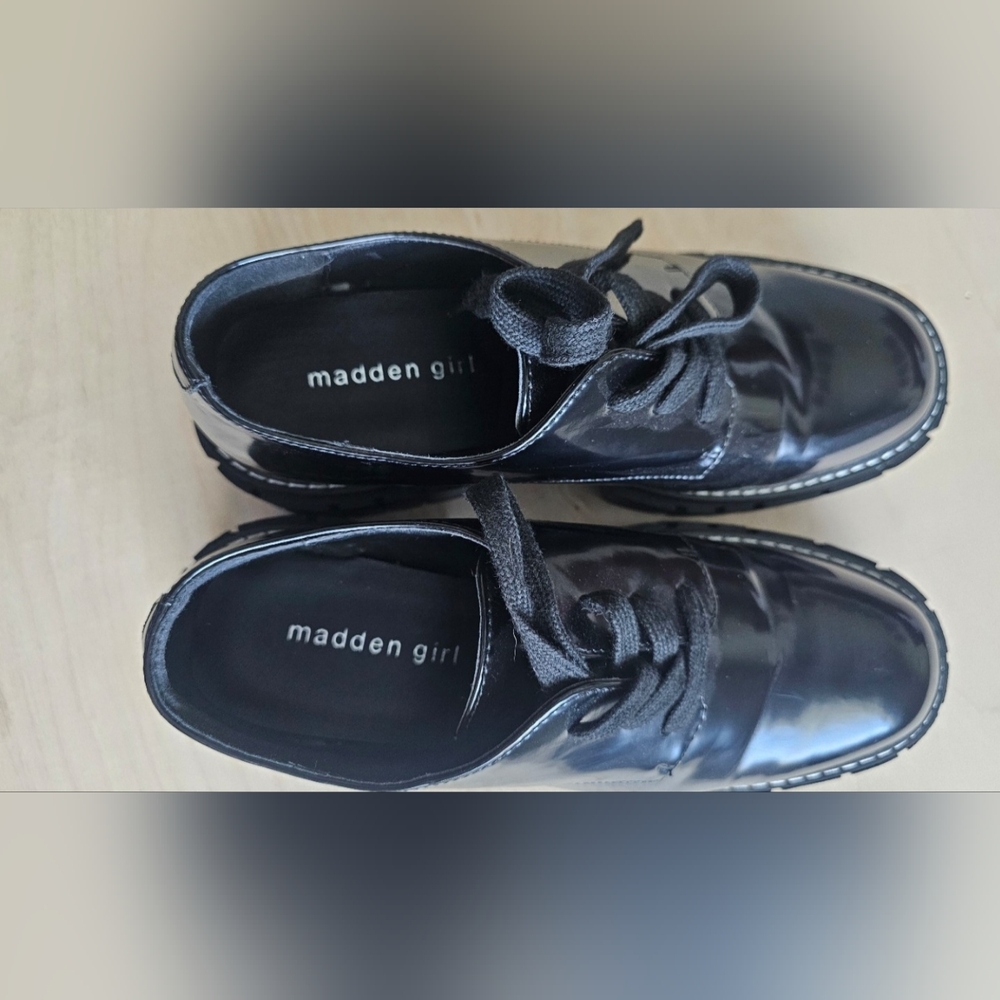 Madden Girl 8.5 Black Platform Oxford - Picture 4 of 5